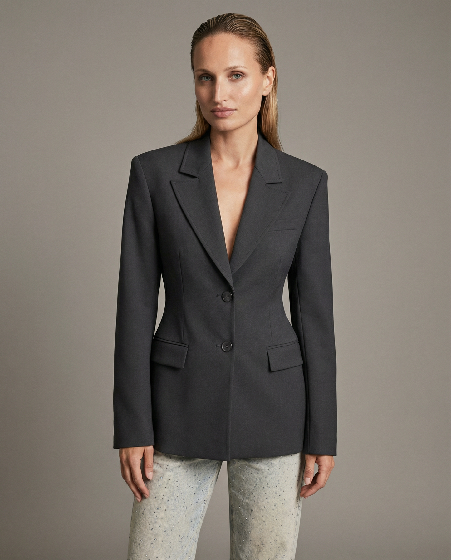 Chic Black Blazer for Women – Elegant Notched Collar for All-Season Versatility 4