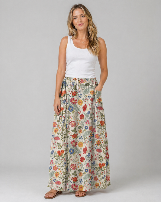 Damenrock mit buntem Blumenmuster und Taschen