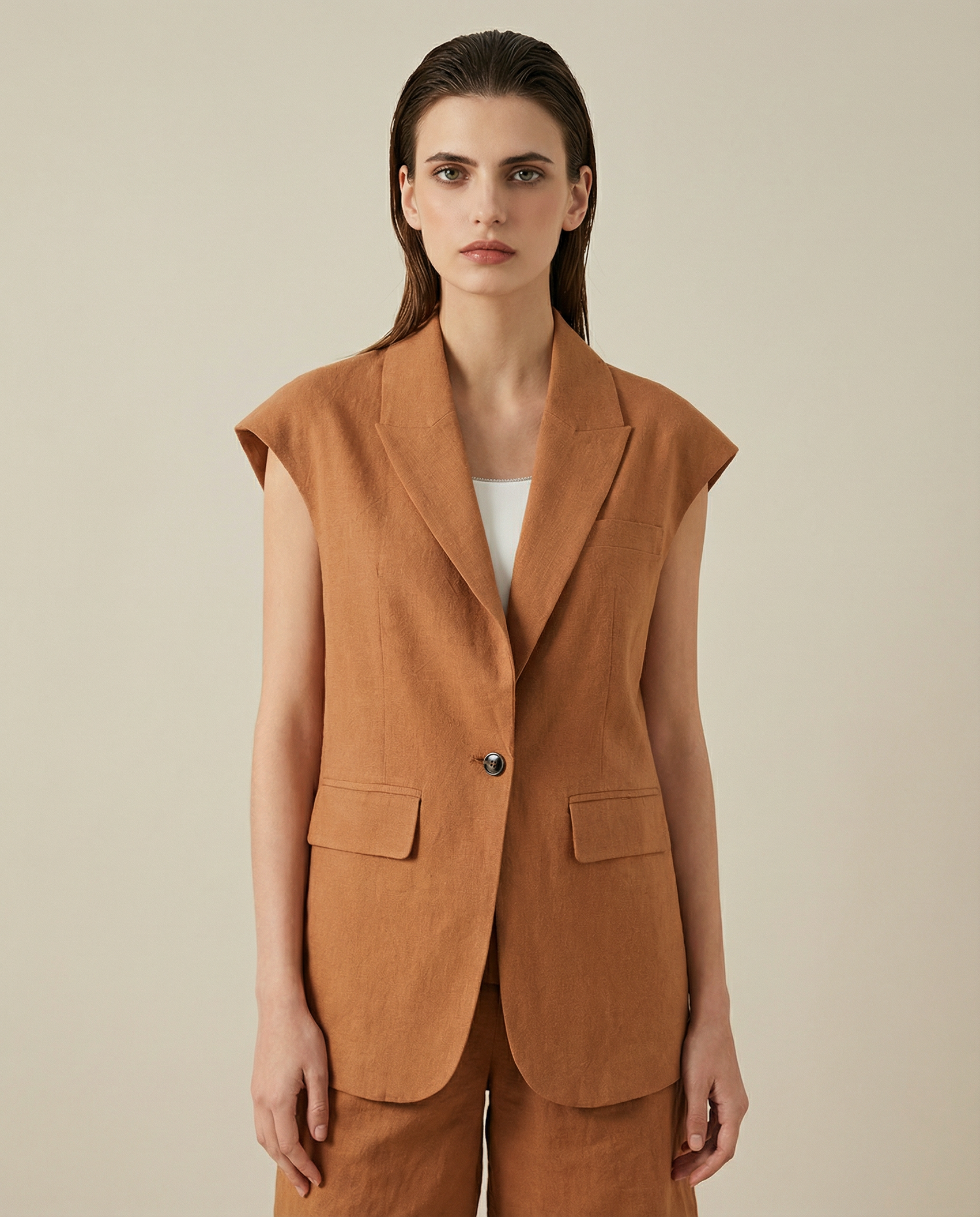 Amalfi Women's Blazer – Lightweight Linen-Cotton Suit for Effortless Summer Style 1