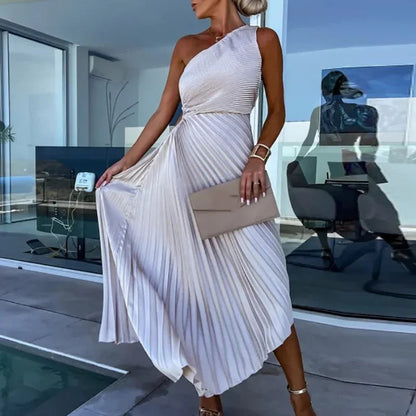 Asymmetric Elegance Dress – Chic One Shoulder Cocktail Design 3
