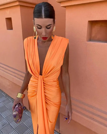 Darcy | Elegant Pleated Maxi Dress 2