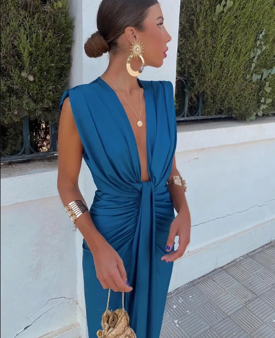 Darcy | Elegant Pleated Maxi Dress 3