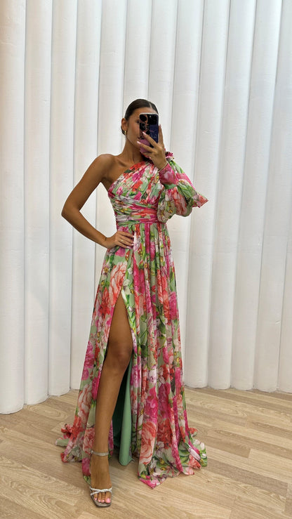 Elegant Flowy Shoulder Dress for Summer Events 4