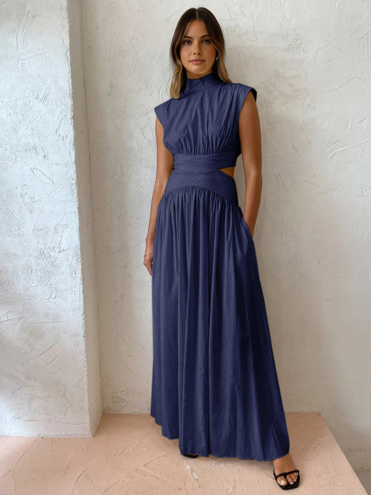 Elegant Sleeveless Maxi Dress 6