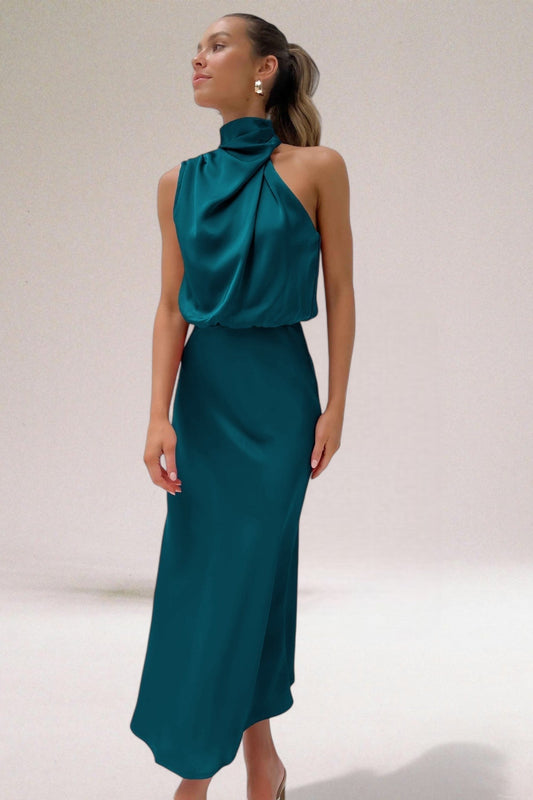 Flavia | Glamorous Dress with Halter Neckline 1
