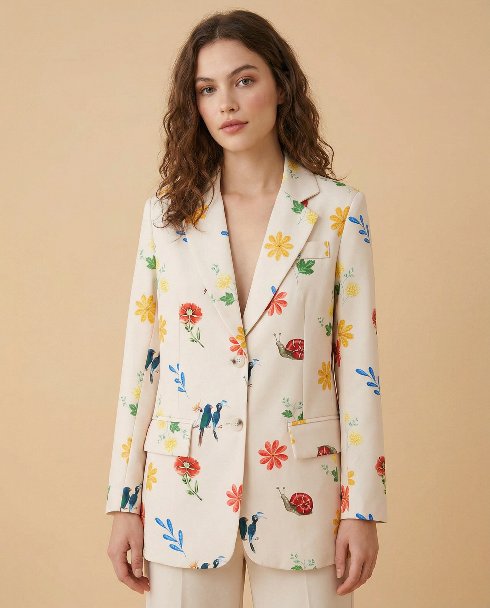 Floral Blazer – Charming Bird Print for Casual Elegance 2