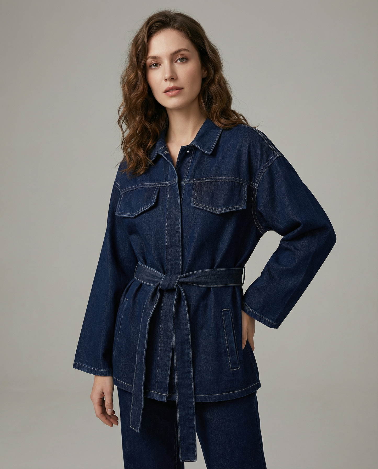 Giacca utility in denim con cintura annodata