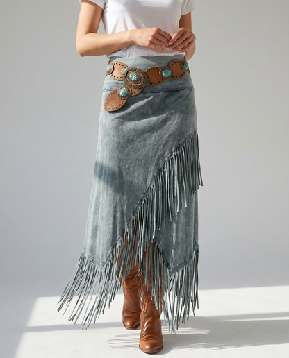 Gonna lunga bohemien grigia con frange e nappine