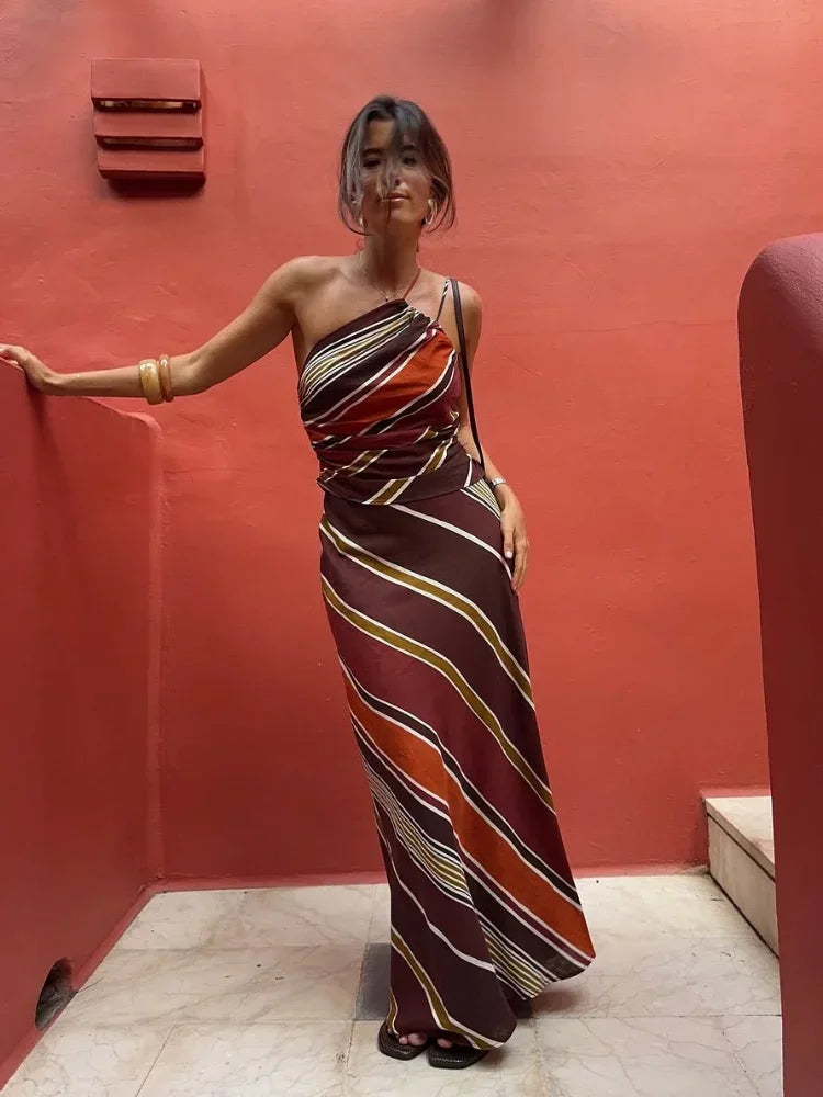 Halter Neck Maxi Dress – Flowing Resort Silhouette Dress for Women 5