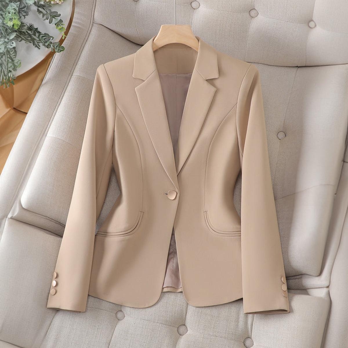 Lapel Collar Slim Fit Blazer for Women 0