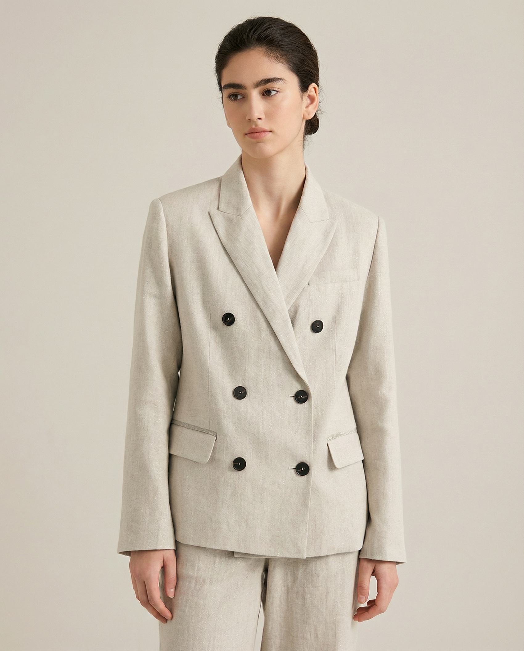 Linen Blazer Jacket – Chic Breathable Summer Style 3