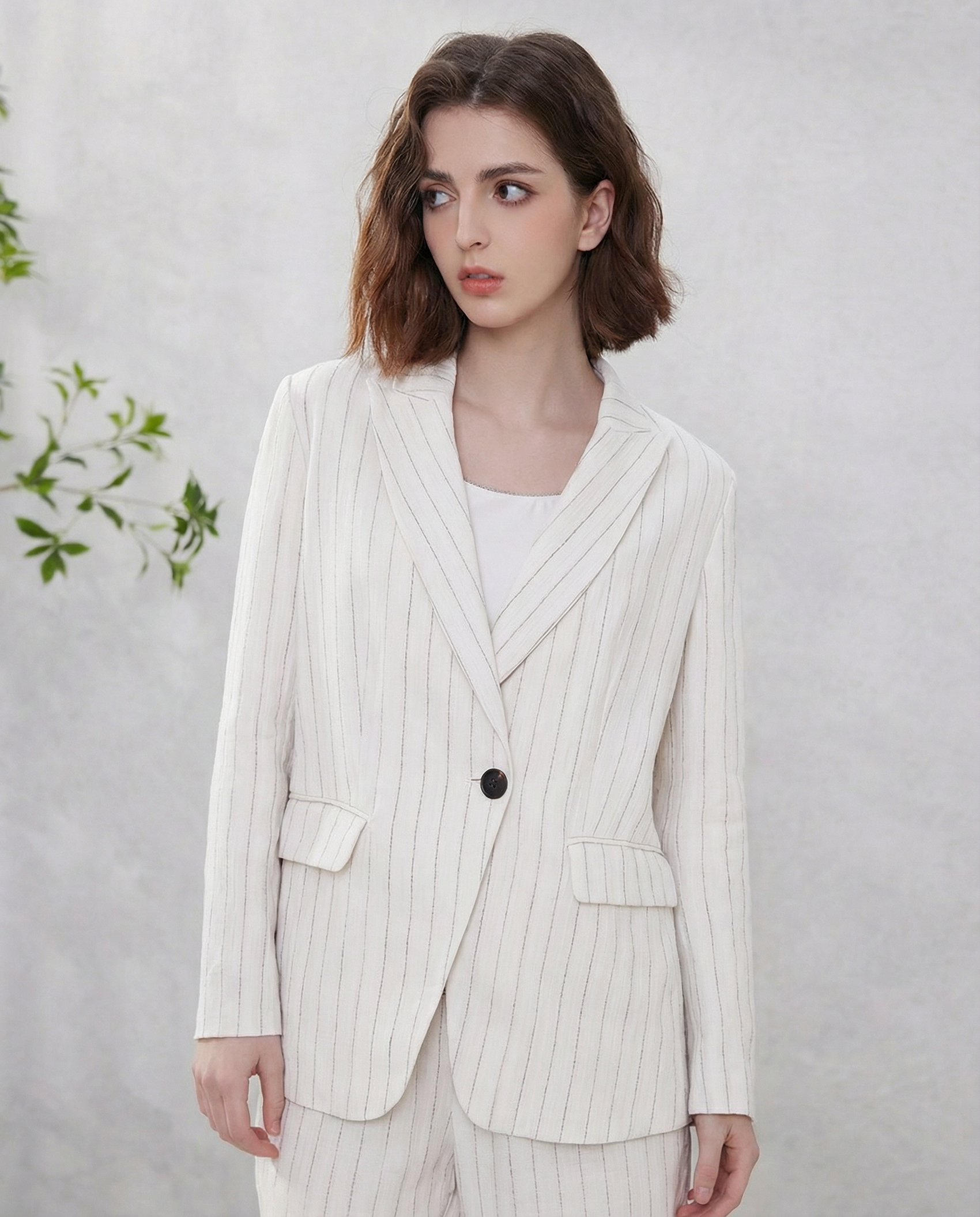 Linen Blazer Suit – Stylish Stripe Design for Elegant Office Attire 2