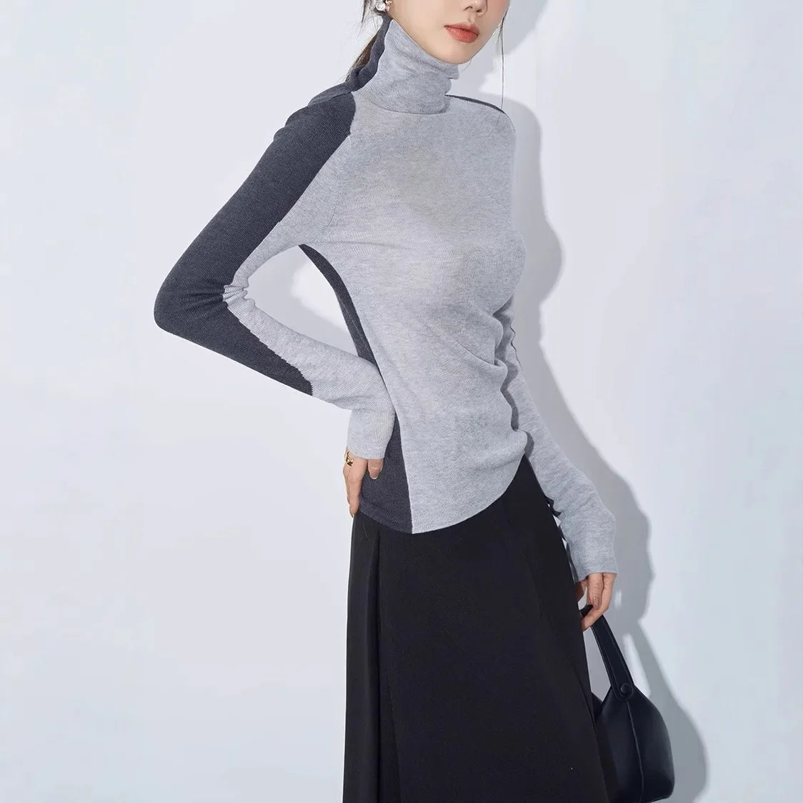 Mock Neck Contrast Sleeve Top 4