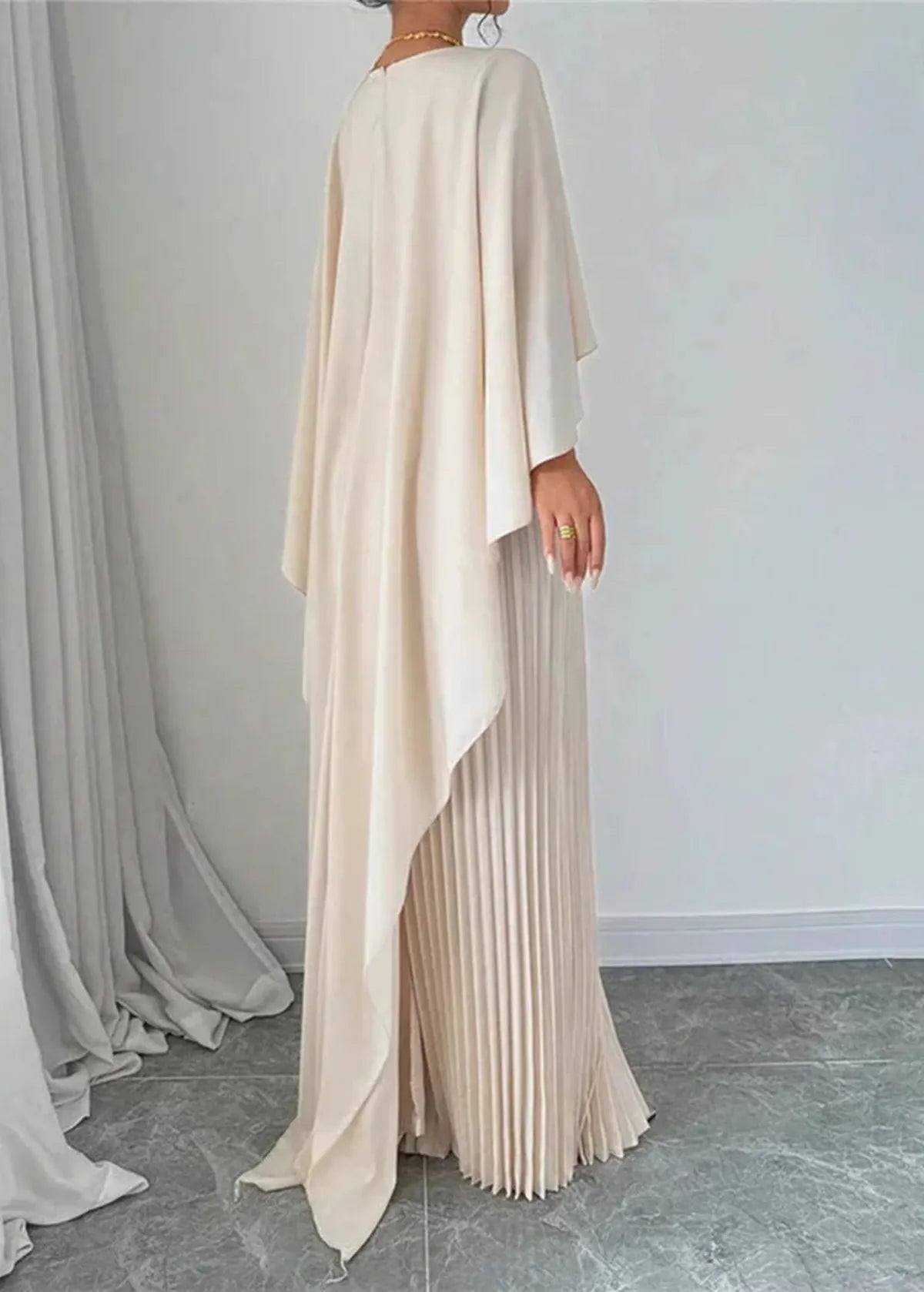 Pleated Batwing Sleeve Maxi Dress 2