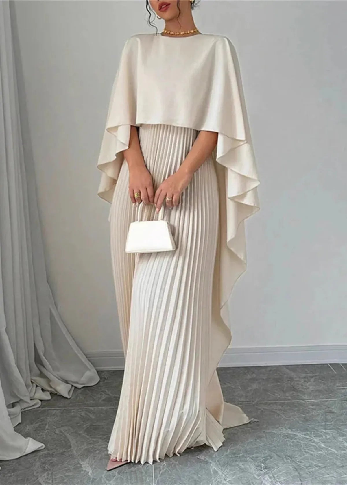 Pleated Batwing Sleeve Maxi Dress 3