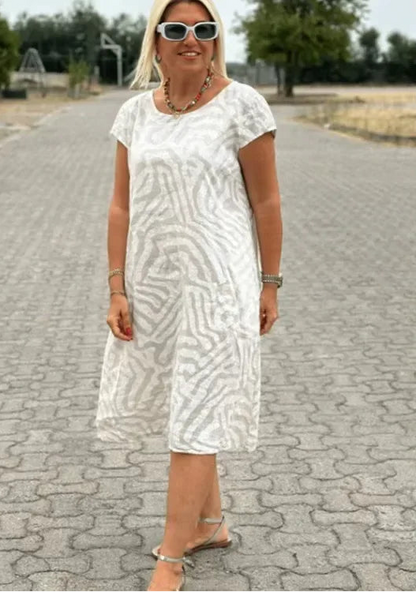 Sakura Mini Dress – Elegant Empire Waist for Versatile Summer Occasions 4