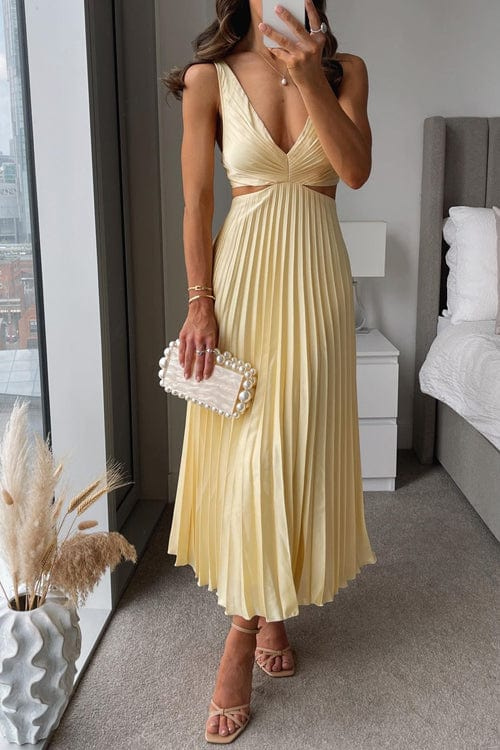Sanne | Elegant Pleated Midi Dress 0