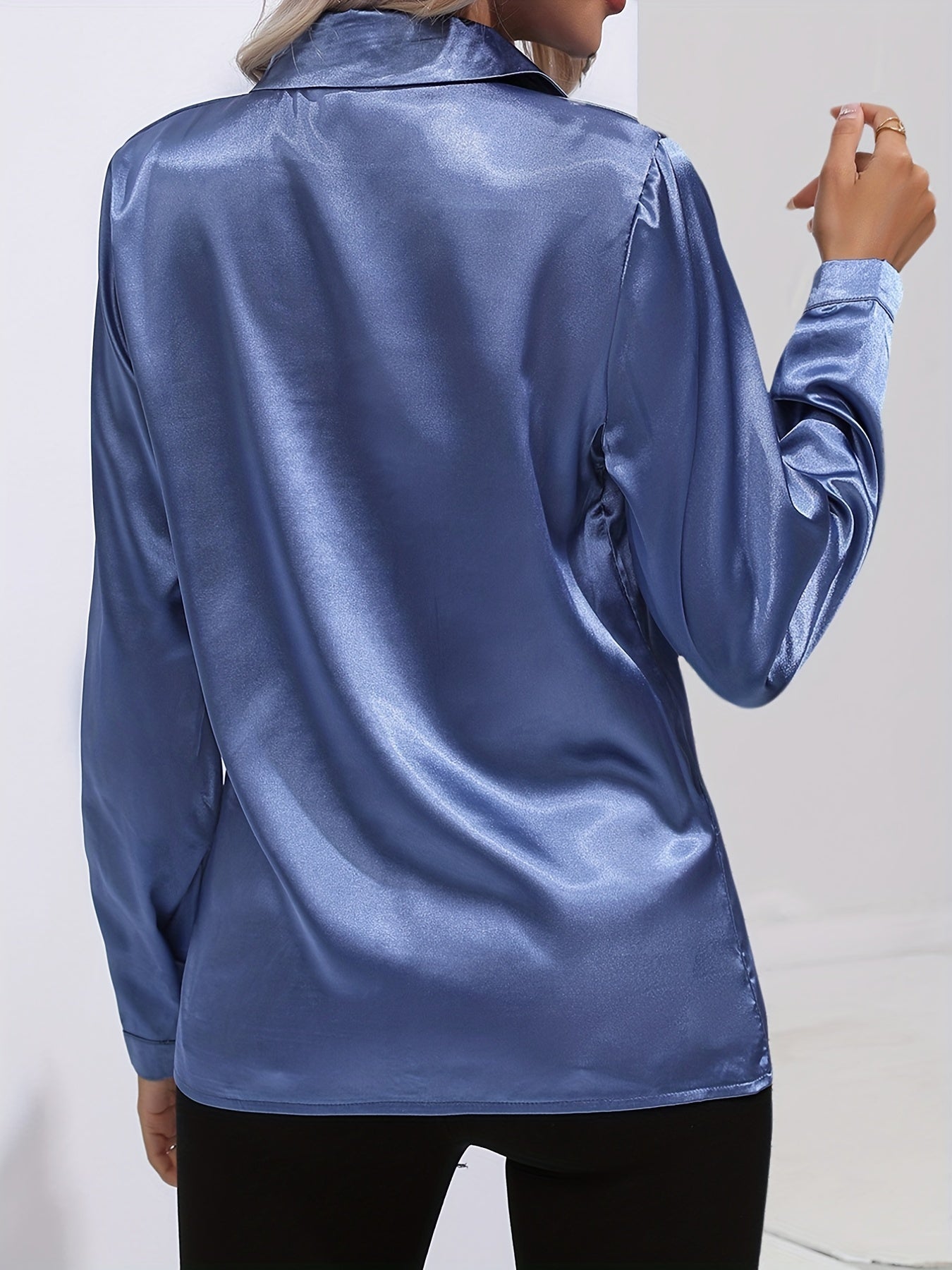 Sarah | Elegant Button-Down Blouse with Long Sleeves - Lumina 2