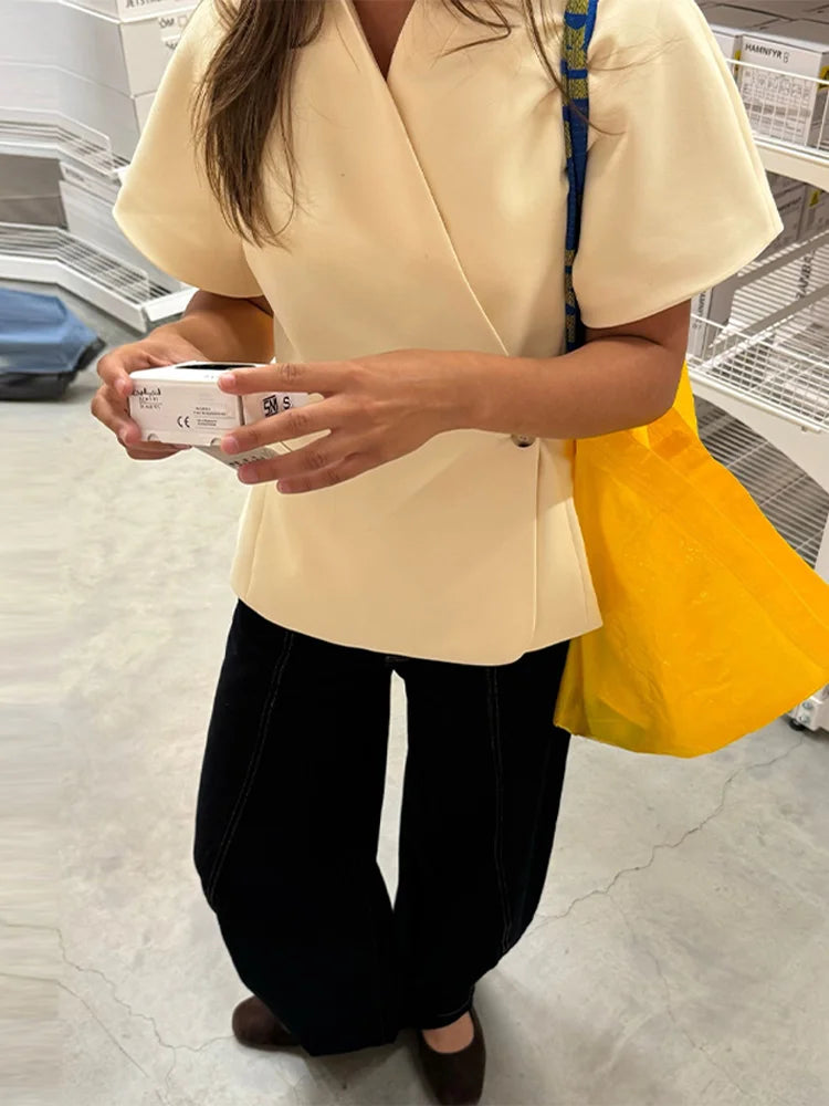 Spring Chic Women's Black Blazer – V-Neck Design for Effortless Elegance 6