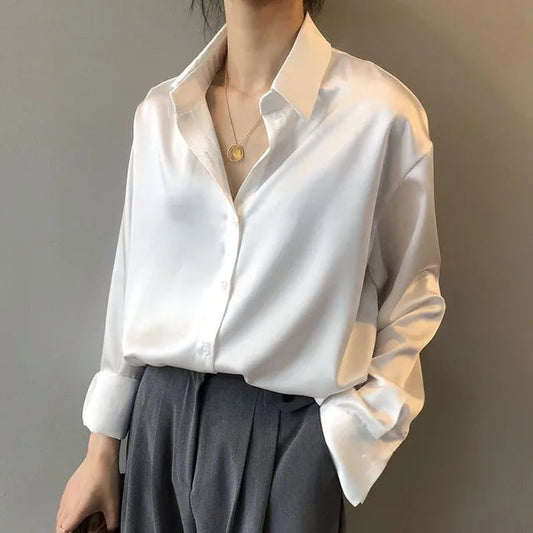 Stella | Elegant Satin Blouse with Classic Button-Down Design - Lumina 1