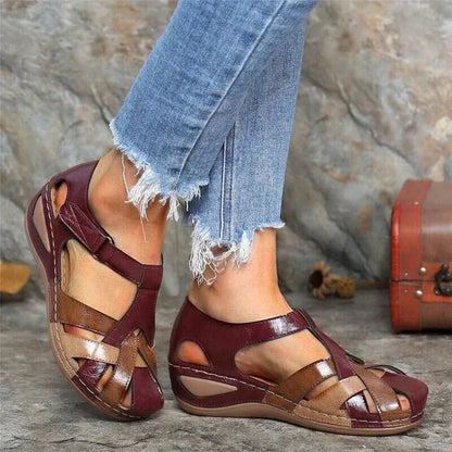 Summer Breeze Sandals – Lightweight Chic Footwear for Beach Outings 1