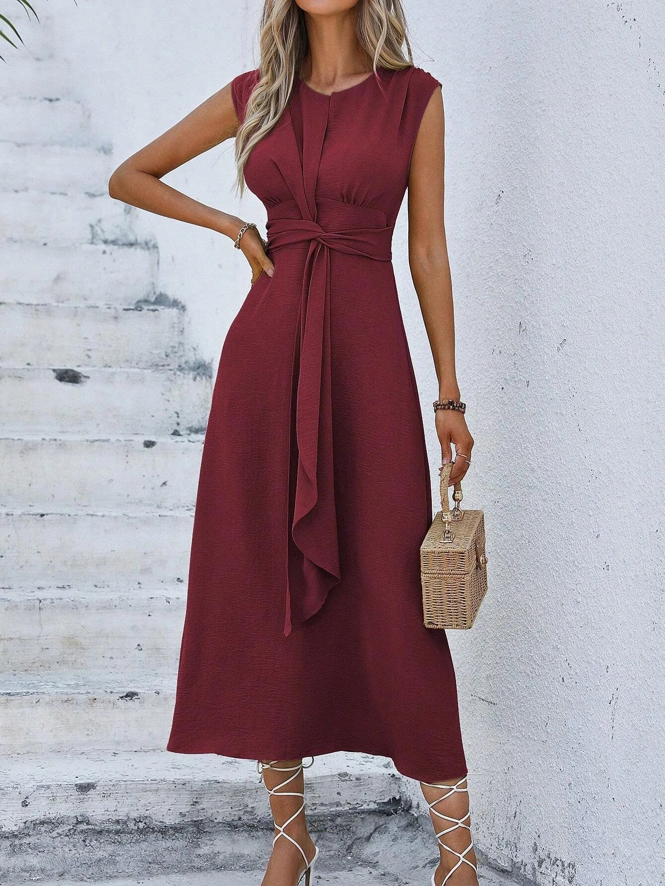 Summer Elegance White Dress – Sleeveless Belted Design for Versatile Summer Styling 3