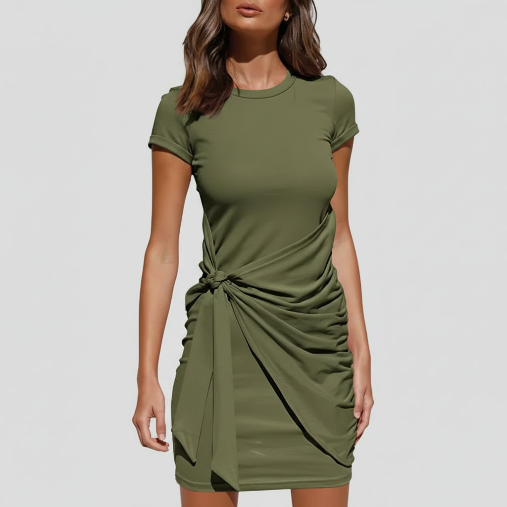 Summer Ruffle Sundress – Playful Bow Detail for Casual Outings 3