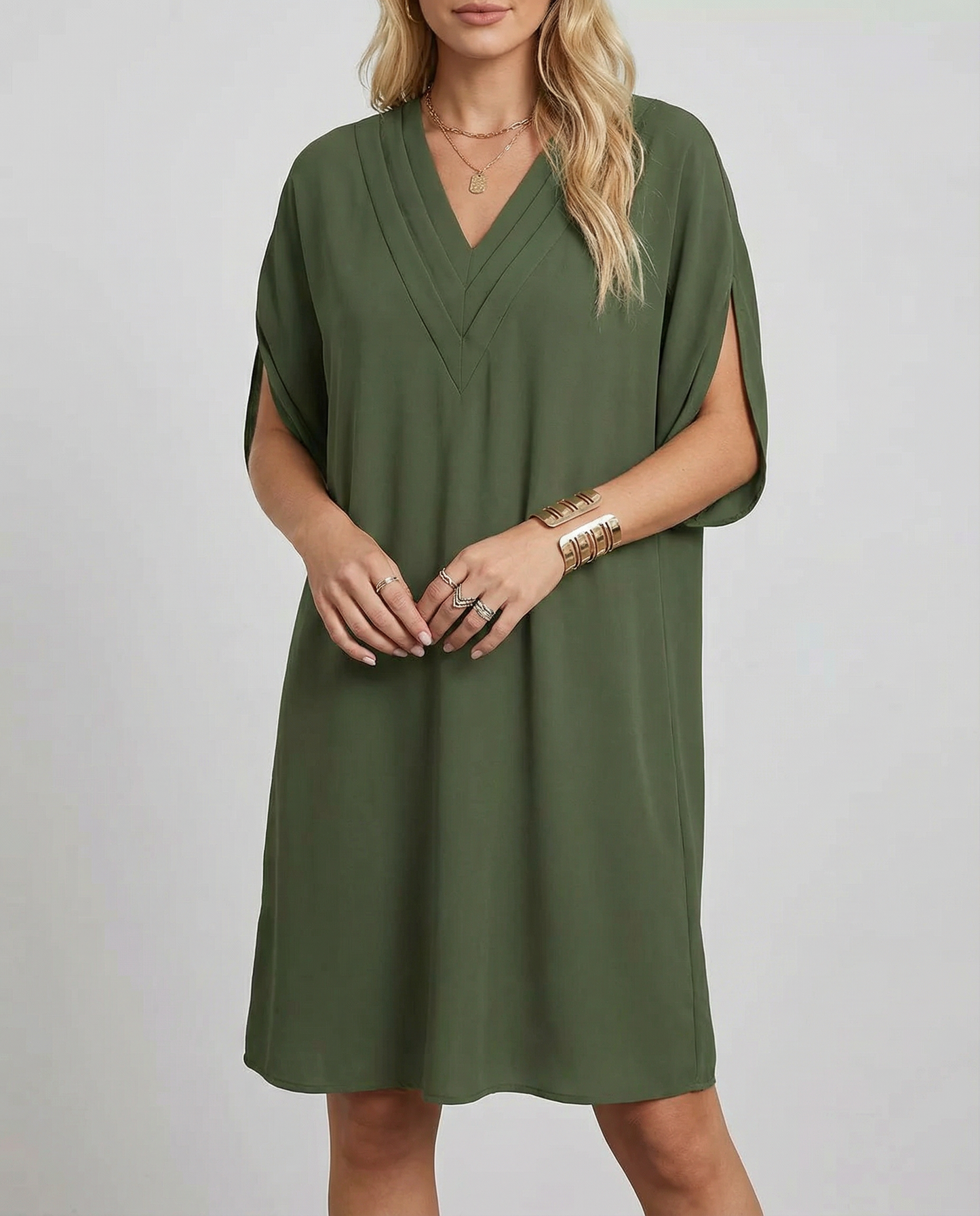 Summer V-Neck Dress – Elegant Multi-Layered Casual Outfit 3