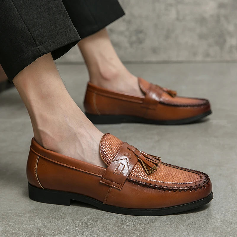 Tassel Men's Loafers – Premium Leather Design for Versatile Occasions 4