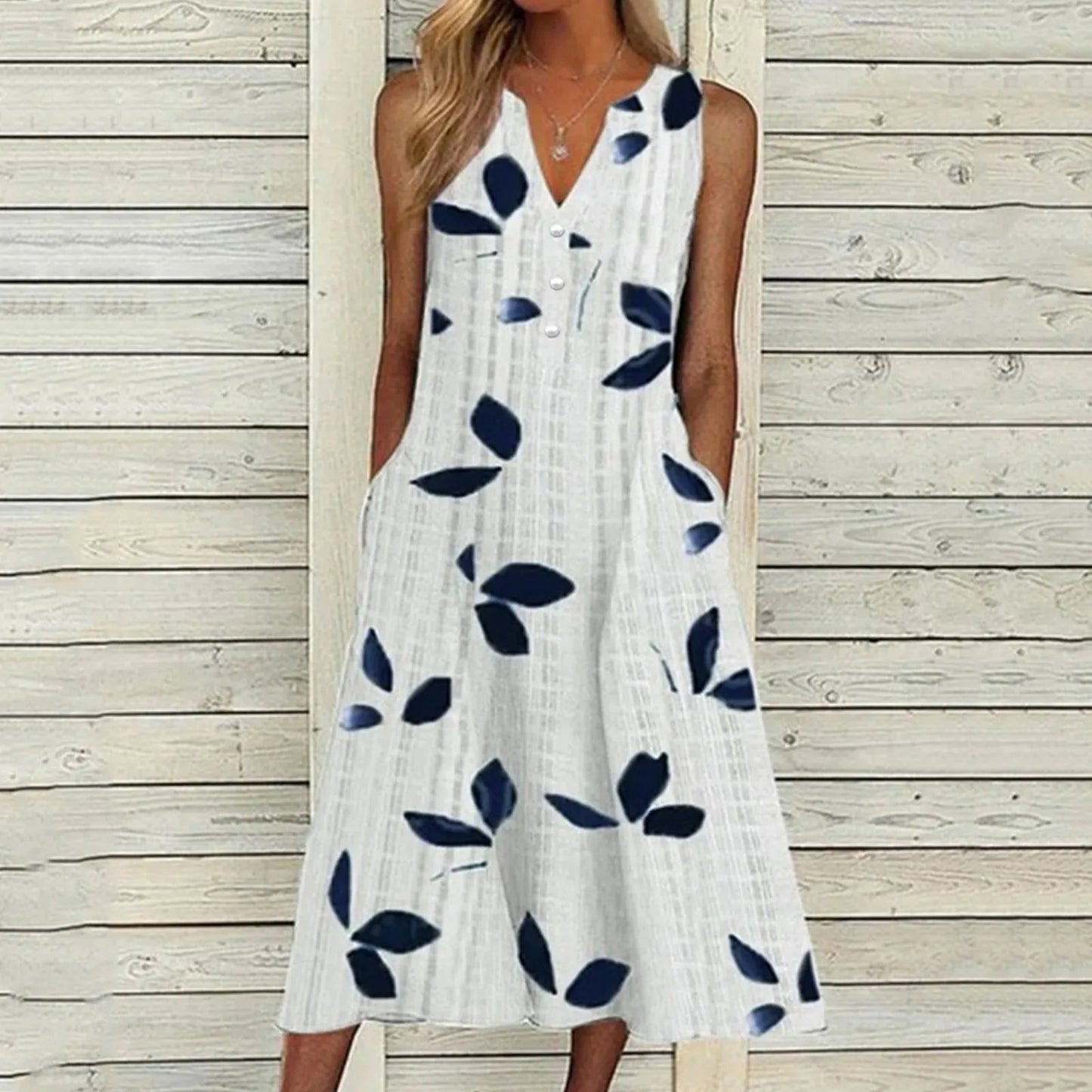Tessa Leaf Print Maxi Dress – Stylish V-Neck Sleeveless Summer Outfit 0