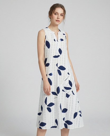 Tessa Leaf Print Maxi Dress – Stylish V-Neck Sleeveless Summer Outfit 3