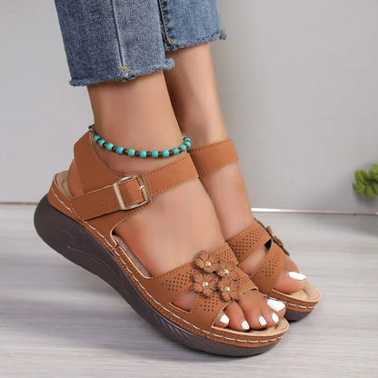 Wedge Sandals – Comfortable Wide-Toe Design for Casual Outings 3