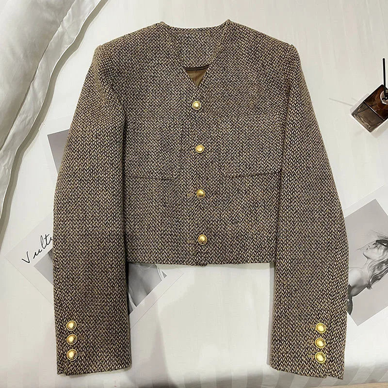 Women’s Cropped Blazer – Tailored Fit with Gold-Tone Buttons 1