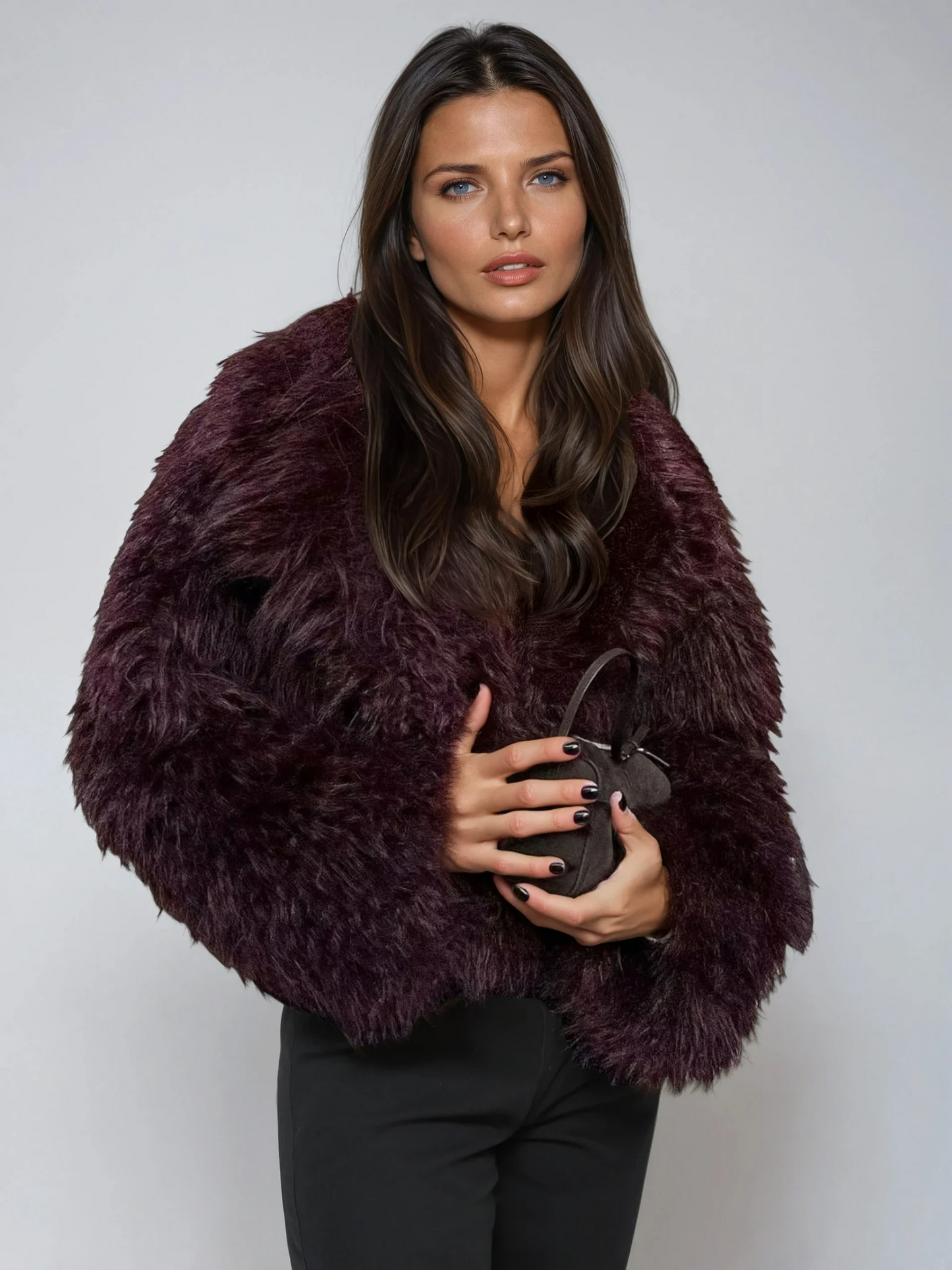 Women's Cropped Faux Fur Coat 0