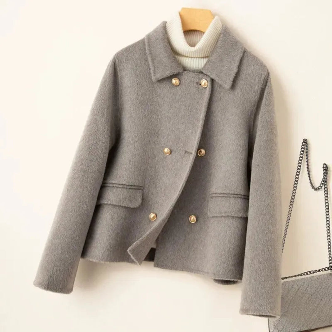 Women's Elegant wool coat with doll collar and gold buttons 0