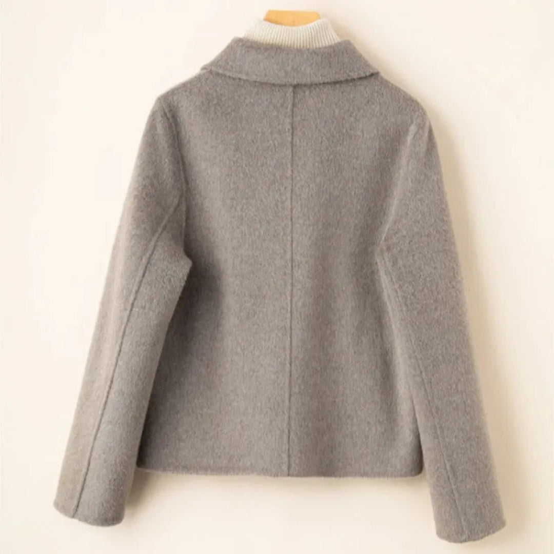 Women's Elegant wool coat with doll collar and gold buttons 1
