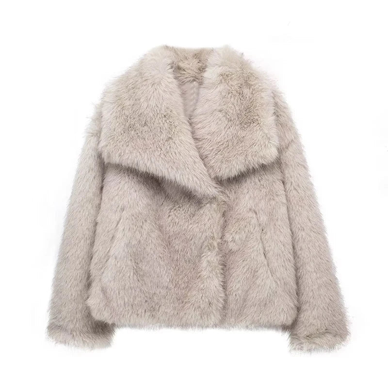 Women's Ferryhill Faux Fur Coat 1