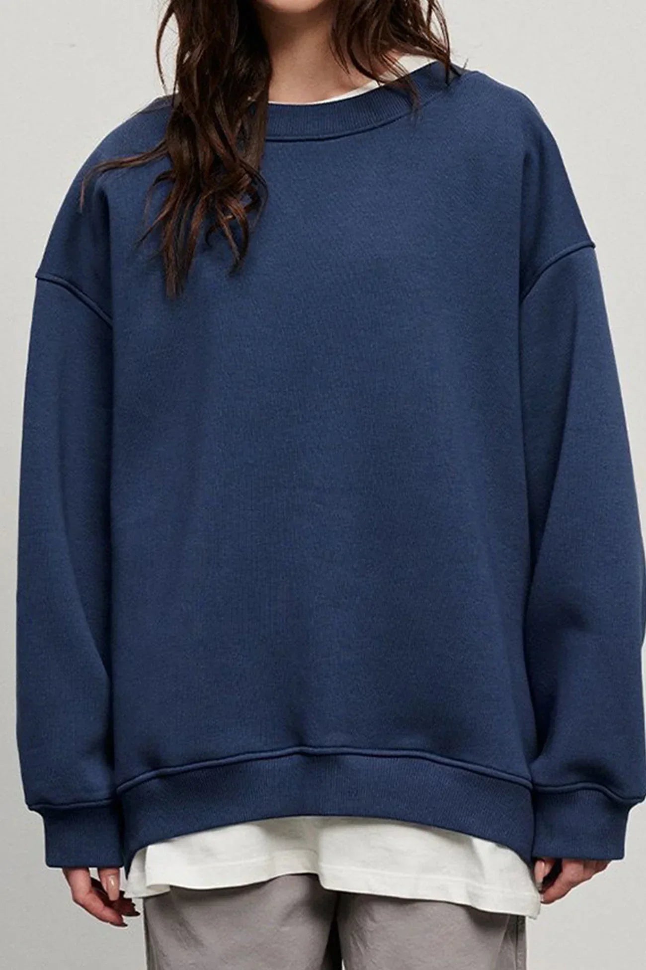 Women's Oversized sweatshirt with round neck 7