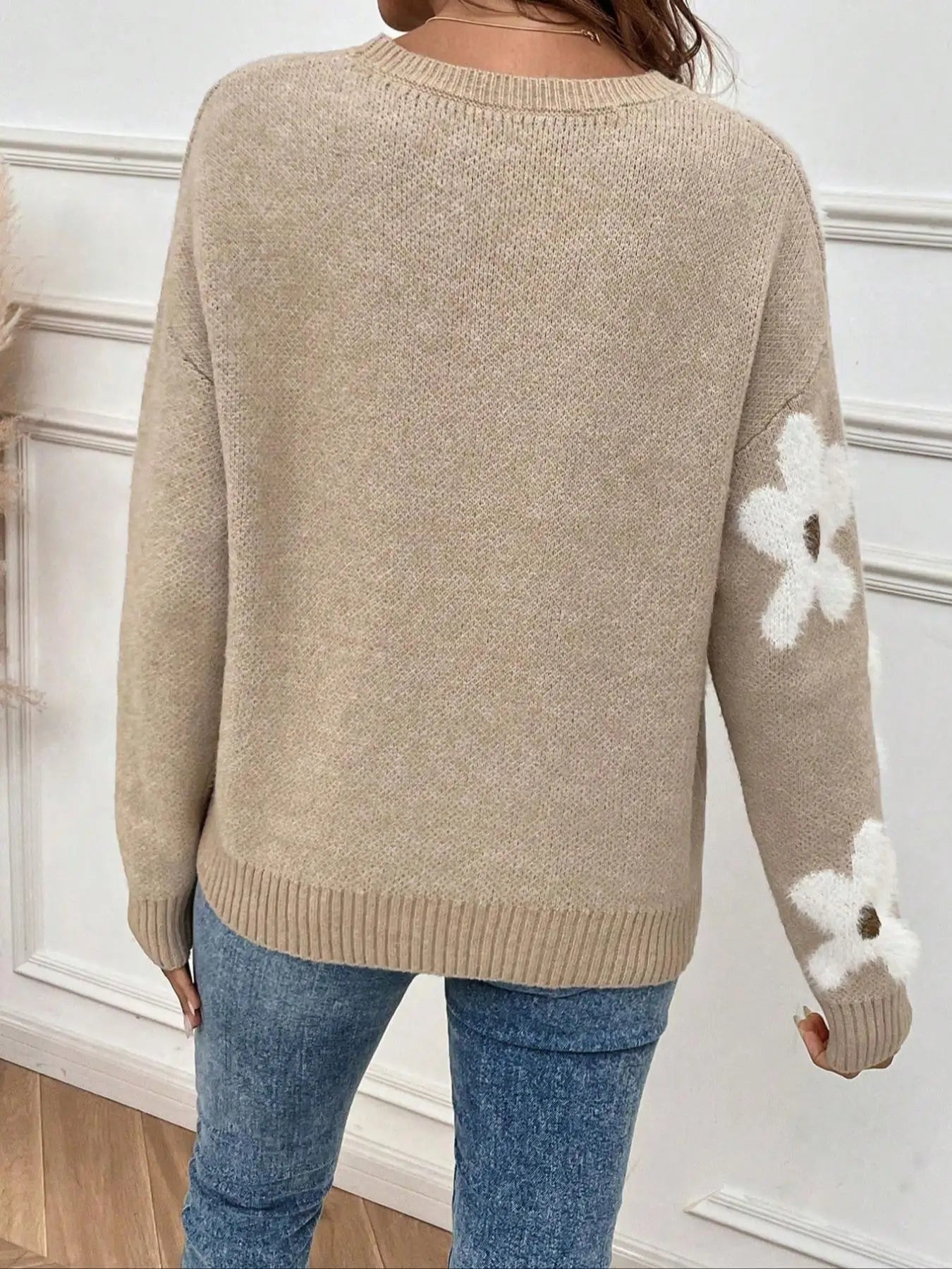 Women's Round Neck Knit Sweater 2