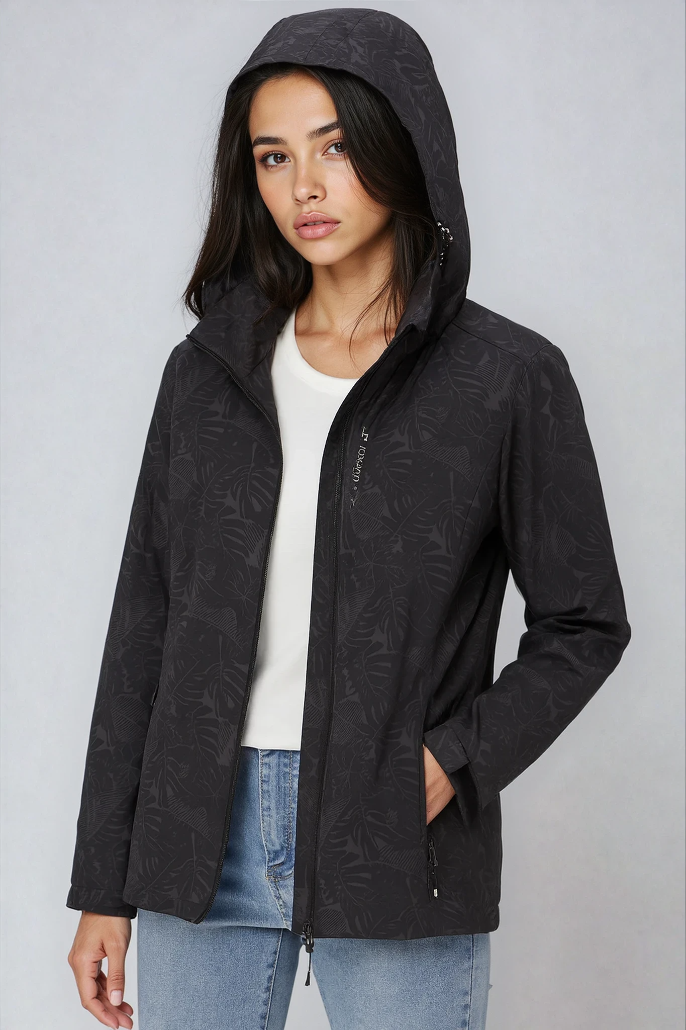 Women's Wind and Waterproof Jacket 1