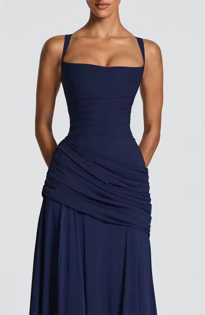 Flowy Maxi Dress For Special Occasions - Image 10