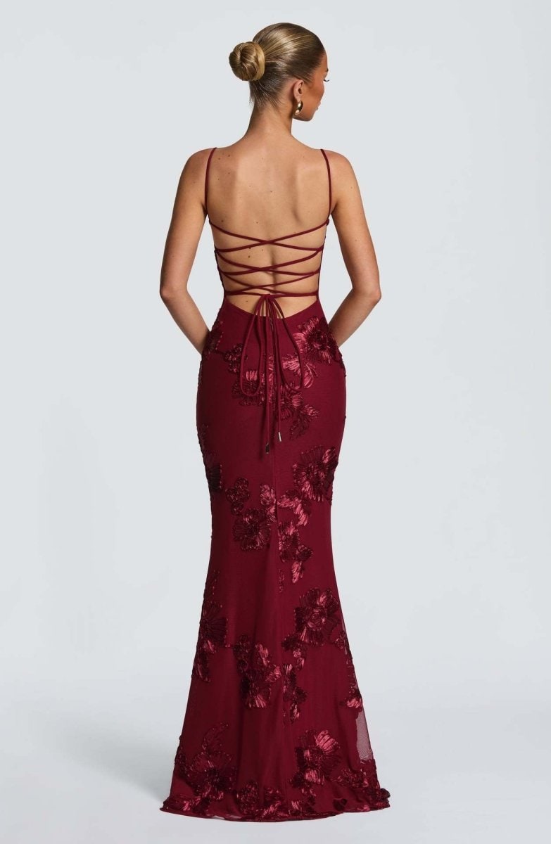 Formal Evening Dress Maxi with Floral Appliques and Spaghetti Straps - Image 7