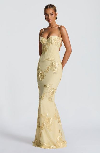 Formal Evening Dress Maxi with Floral Appliques and Spaghetti Straps - Image 8