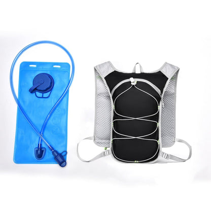 Hydration Vest With Detachable Bladder Ultralight Design Adjustable Fit Multiple Storage Options Ergonomic Back Padding - Image 8