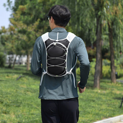 Hydration Vest With Detachable Bladder Ultralight Design Adjustable Fit Multiple Storage Options Ergonomic Back Padding - Image 1