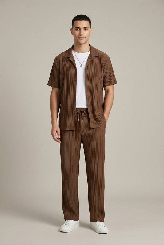 Men's Textured Stripe Woven Short Sleeve Point Collar Curved Hem Shirt and Straight Leg Drawstring Trousers Two Piece Smart Casual Set