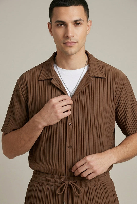 Men's Textured Stripe Woven Short Sleeve Point Collar Curved Hem Shirt and Straight Leg Drawstring Trousers Two Piece Smart Casual Set
