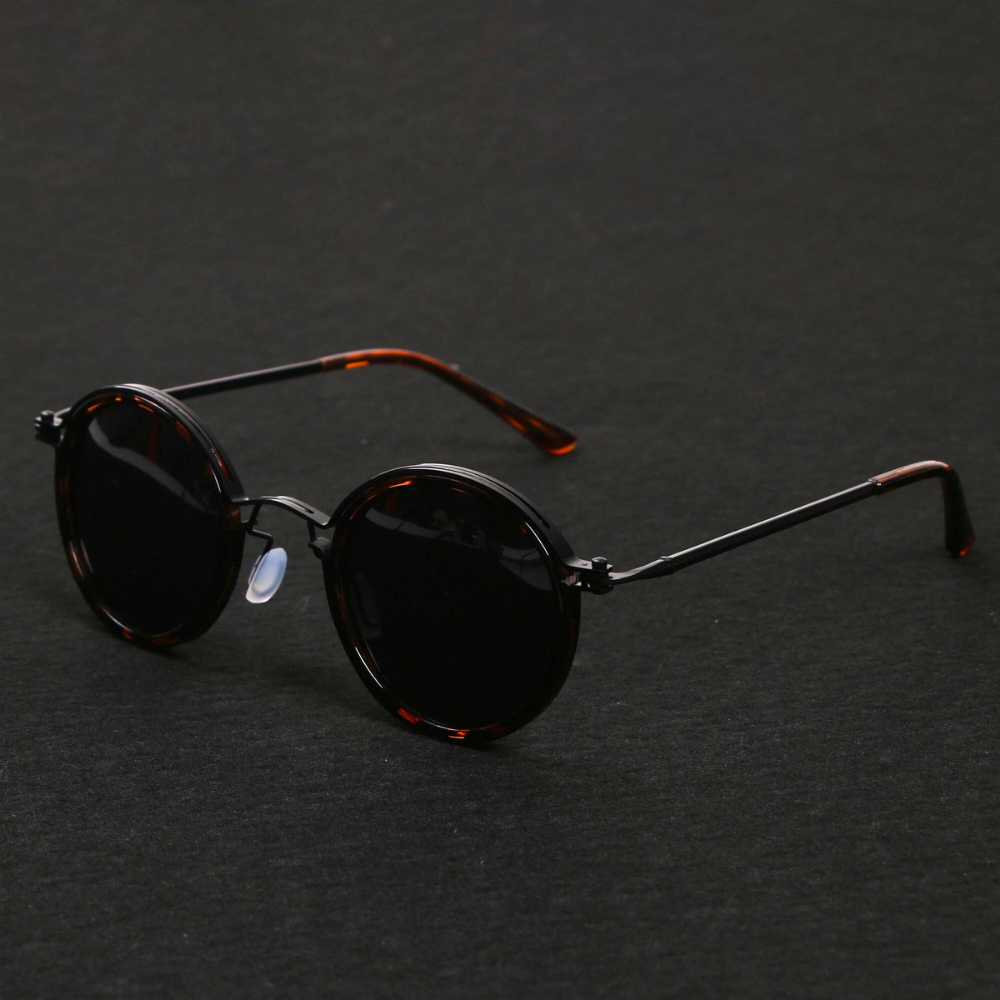 Metal Sunglasses with Round Frames and Polarized Lenses - Image 2