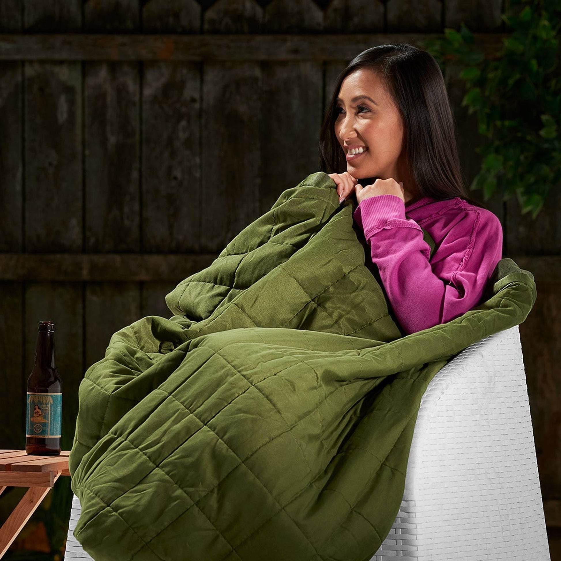 Outdoor Heated Blanket With Battery Powered And Portable USB Power Bank Up To 10 Hours Of Warmth - Image 1