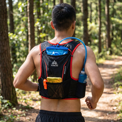 Trail Running Hydration Vest Pack Lightweight - scale